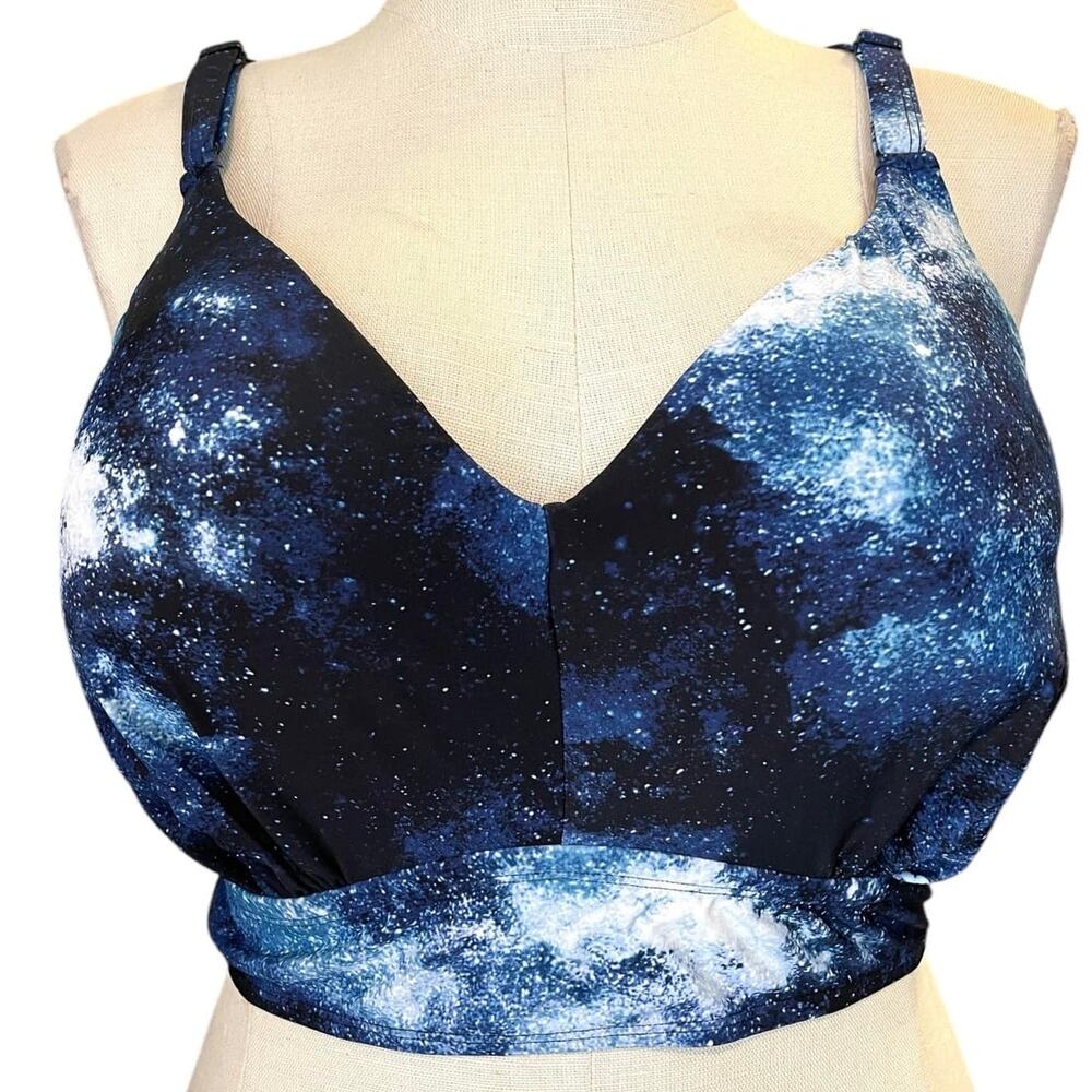 New Torrid 5‎ (5X) Bra Cup DD/F Galaxy Wireless Padded Racerback Bikini Swim Top